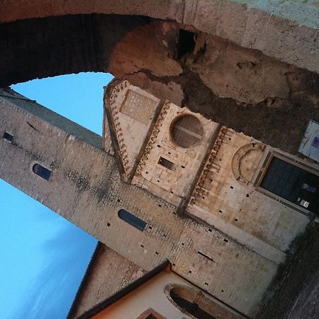 مبيت وإفطار سبوليتو Casa Religiosa Di Ospitalita San Ponziano المظهر الخارجي الصورة
