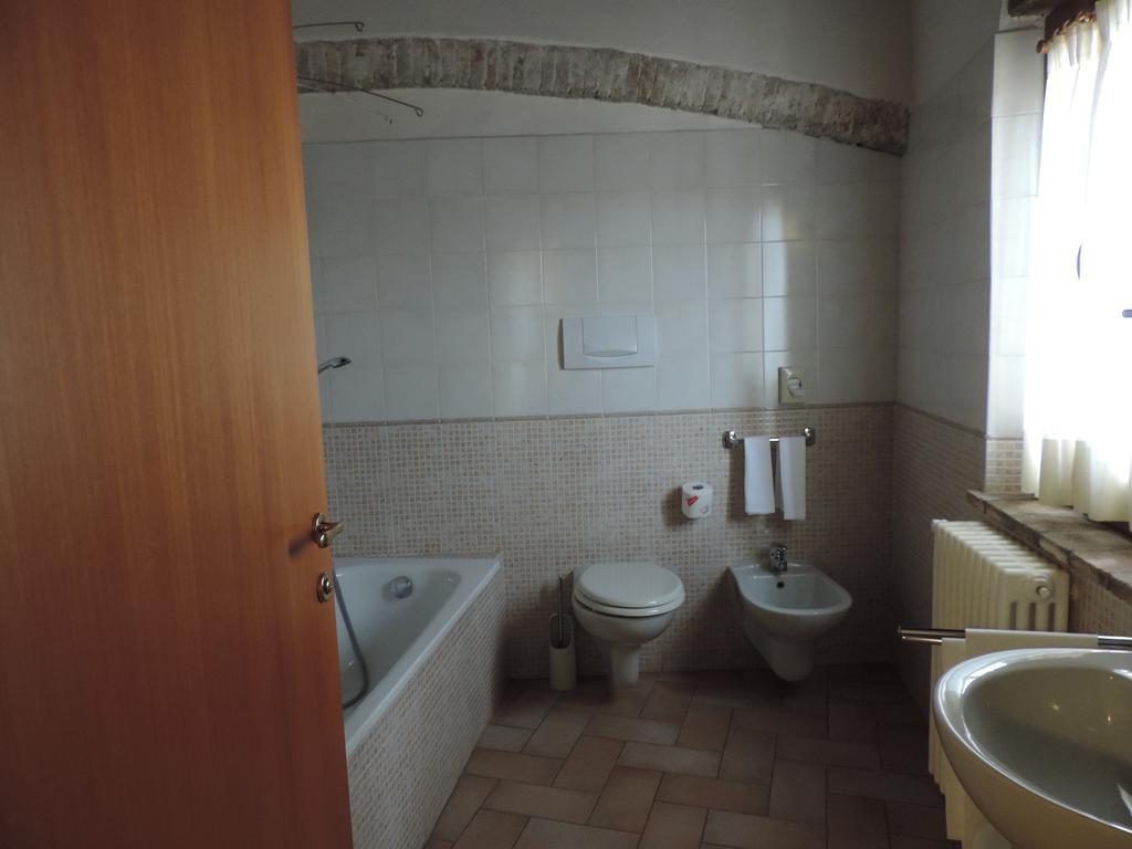 مبيت وإفطار سبوليتو Casa Religiosa Di Ospitalita San Ponziano الغرفة الصورة