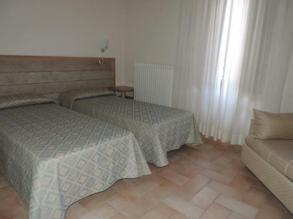 مبيت وإفطار سبوليتو Casa Religiosa Di Ospitalita San Ponziano المظهر الخارجي الصورة